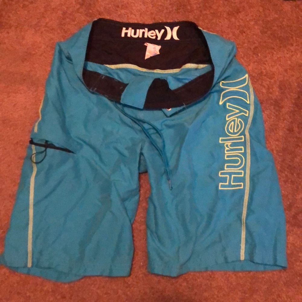 Hurley Swim Trunks Size SM/M (28)